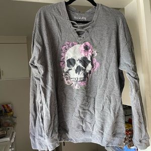 WOUND UP Skull Sweatshirt💀